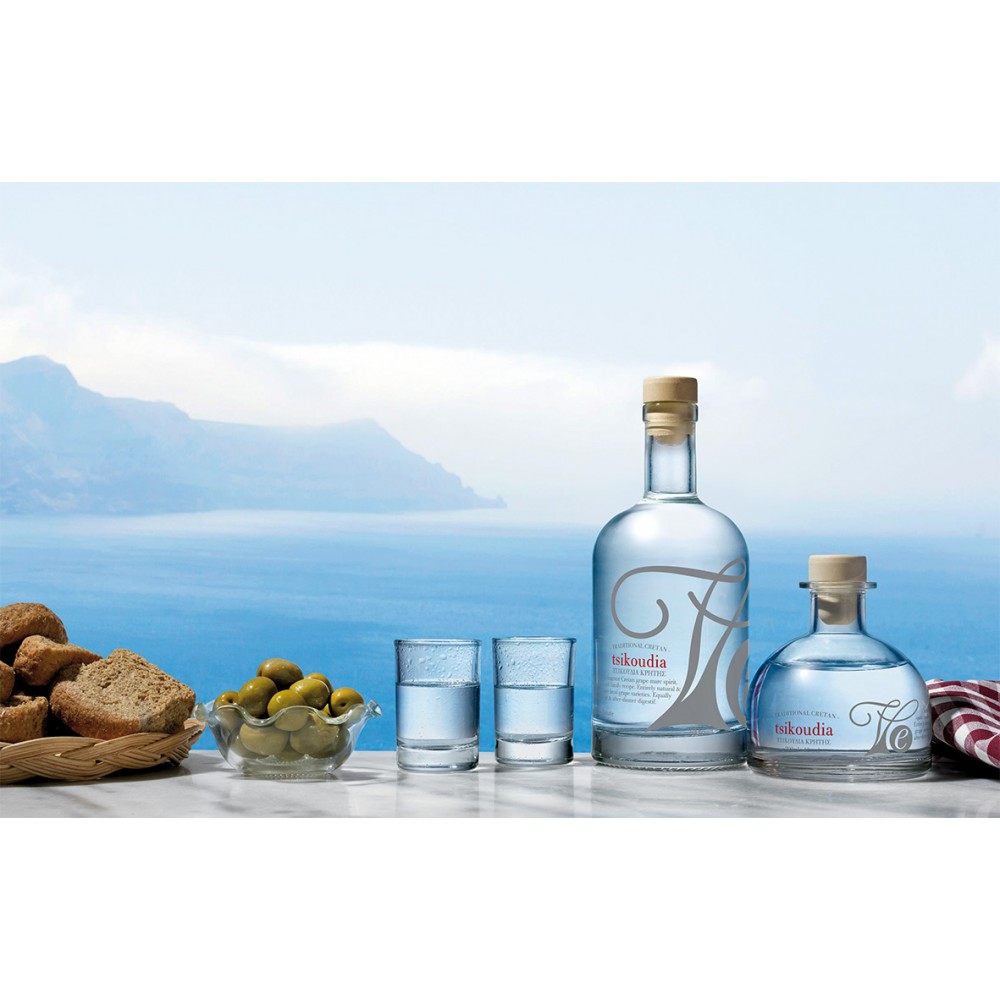 Tsikoudia 200ml glass bottle - Distilled grape spirit drink Vassilakis Estate Brands